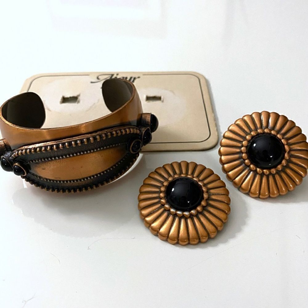 Epic True Vintage 1970s Bohemian Statement Set Cu… - image 2